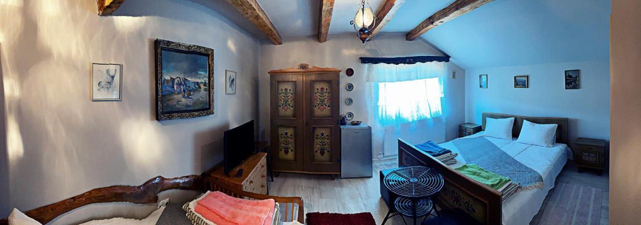 La Curtea Veche Daire Lapus Dış mekan fotoğraf